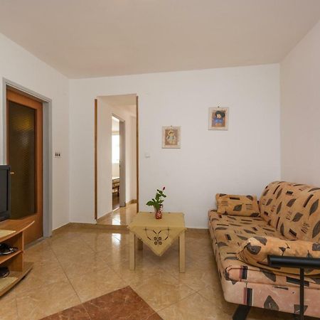 Karmen 1 Apartment Фунтана Екстериор снимка
