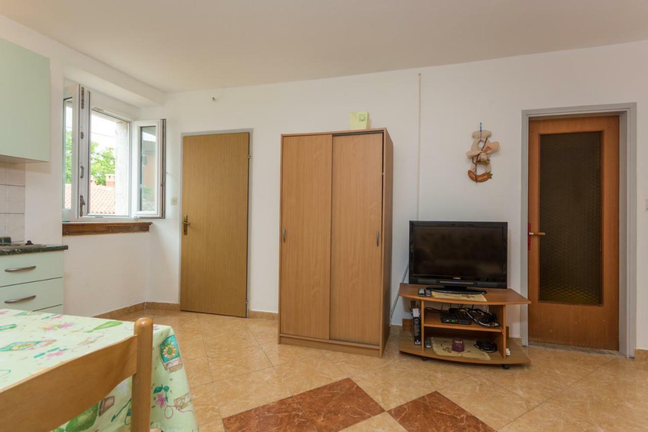 Karmen 1 Apartment Фунтана Екстериор снимка